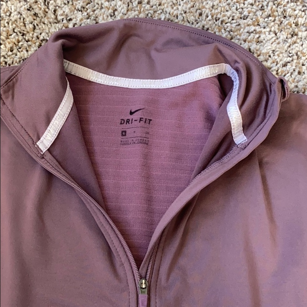 Nike Jacket. - Picture 2 of 3